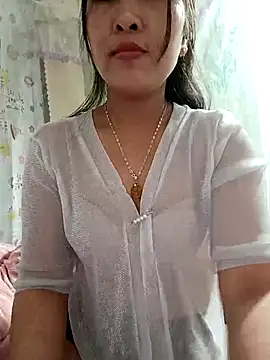 Snapshot of Ella_lee18 chatting on 03/01/26, 11:16 Ella lee18 online show from 03/01/26, 11:16