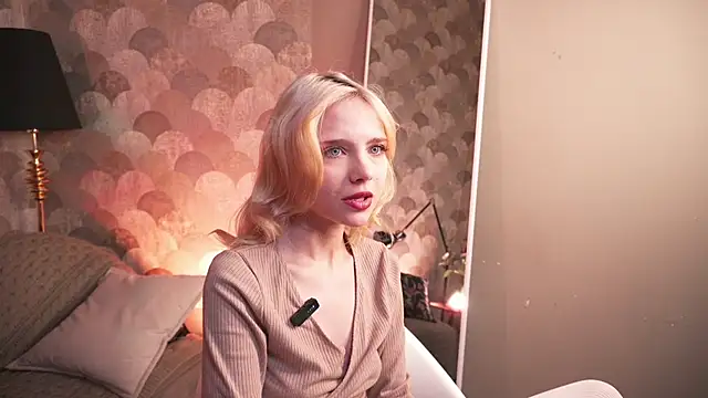 wow angel online show from 02/18/26, 05:49