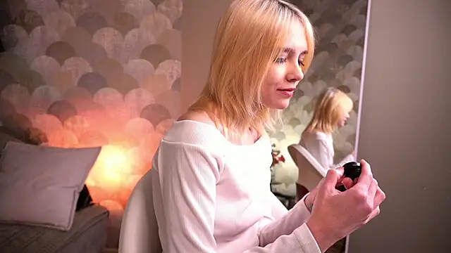 wow angel online show from 02/20/26, 05:48