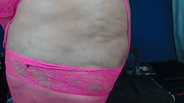 Sweet-Bella17 online show from 05/12/26, 08:15