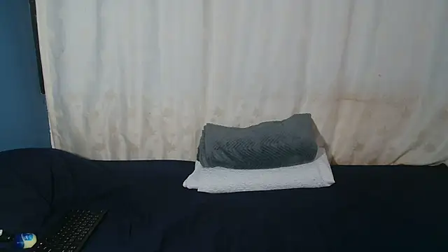 Sweet-Bella17 online show from 02/22/26, 06:31