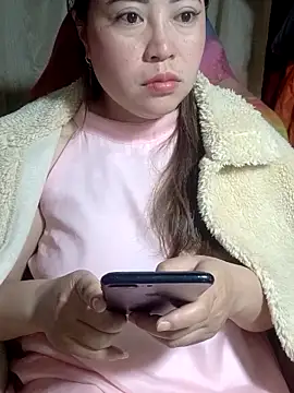 Snapshot of yun_2006 chatting on 02/20/26, 11:50 yun 2006 online show from 02/20/26, 11:50