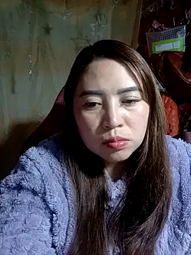 Snapshot of yun_2006 chatting on 02/18/26, 02:35 yun 2006 online show from 02/18/26, 02:35