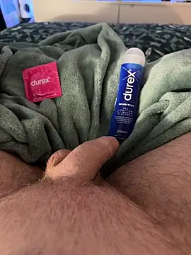 Snapshot of Thomascrtz chatting on 02/22/26, 10:33 Thomascrtz online show from 02/22/26, 10:33