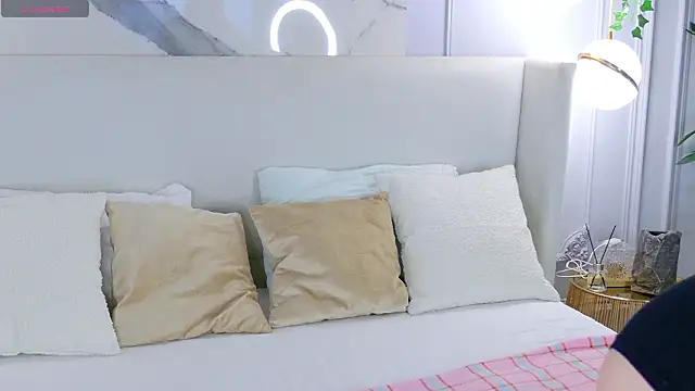 Abigail Forland online show from 02/27/26, 05:07