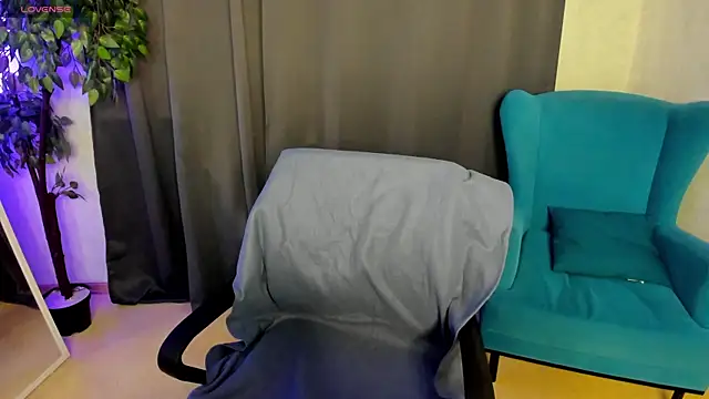 little  isabel online show from 07/01/26, 08:03