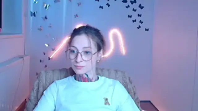 Esmi Winter online show from 03/14/26, 12:33