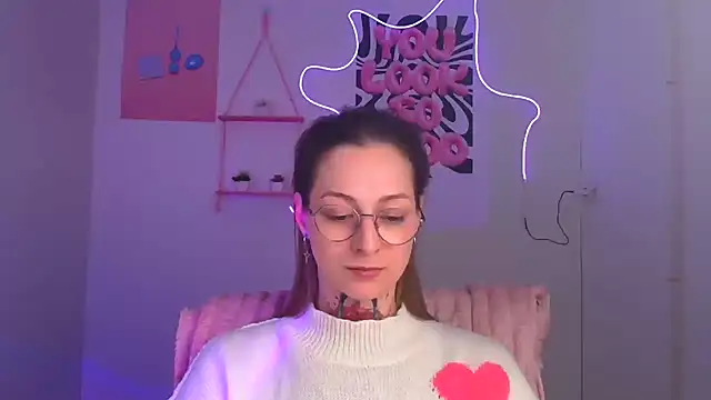 Esmi Winter online show from 03/20/26, 06:31