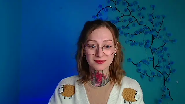 Esmi Winter online show from 03/10/26, 06:50