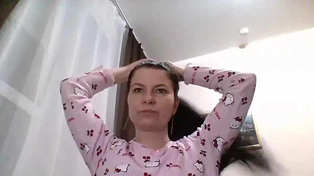 Clover Shine online show from 02/19/26, 05:21