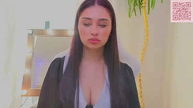 Sofia Plump online show from 03/26/26, 09:29