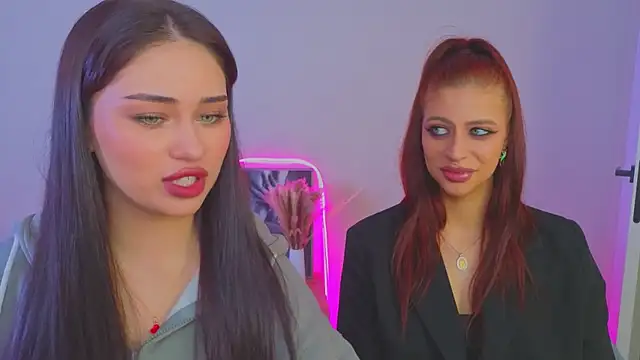 Sofia Plump online show from 05/27/26, 11:06