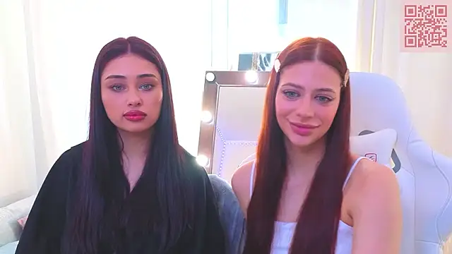 Sofia Plump online show from 03/20/26, 09:43