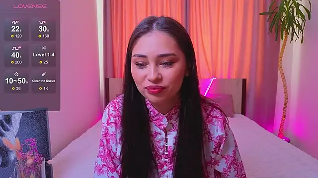 Snapshot of Sofia_Plump chatting on 02/20/26, 09:00 Sofia Plump online show from 02/20/26, 09:00