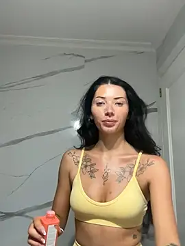 Karmenlovex online show from 02/18/26, 05:42