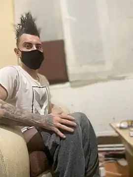 Femboysissy1919 online show from 06/11/26, 10:40