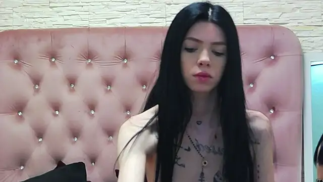 Snapshot of PeachyElla26 chatting on 02/26/26, 12:49 PeachyElla26 online show from 02/26/26, 12:49