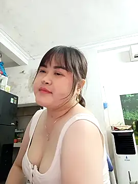 Kee-kimlee online show from 04/10/26, 02:02