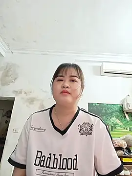Kee-kimlee online show from 05/31/26, 06:31
