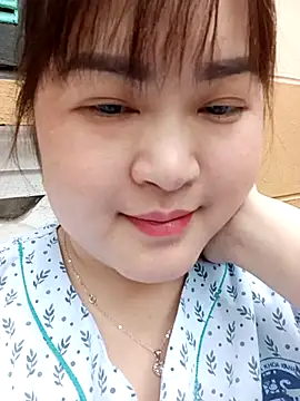 Kee-kimlee online show from 05/10/26, 03:32