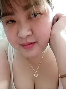 Snapshot of Kee-kimlee chatting on 03/02/26, 05:08 Kee-kimlee online show from 03/02/26, 05:08