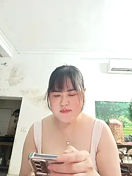 Kee-kimlee online show from 04/23/26, 02:40