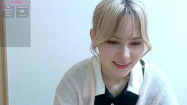 Snapshot of e_ri_ka93 chatting on 06/04/26, 01:16 e ri ka93 online show from 06/04/26, 01:16