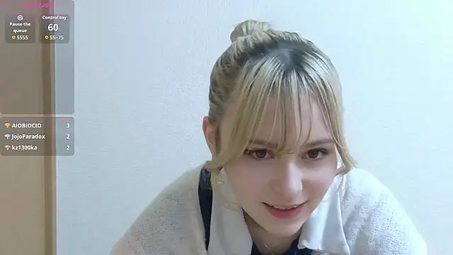 Snapshot of e_ri_ka93 chatting on 05/04/26, 01:47 e ri ka93 online show from 05/04/26, 01:47