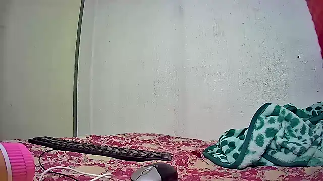 BlackBeauty2002 online show from 04/11/26, 10:02