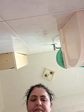 Snapshot of Sony28v chatting on 04/06/26, 05:52 Sony28v online show from 04/06/26, 05:52