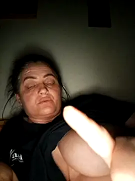 Snapshot of Sony28v chatting on 04/10/26, 06:37 Sony28v online show from 04/10/26, 06:37