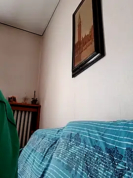 Snapshot of Sony28v chatting on 03/27/26, 06:33 Sony28v online show from 03/27/26, 06:33