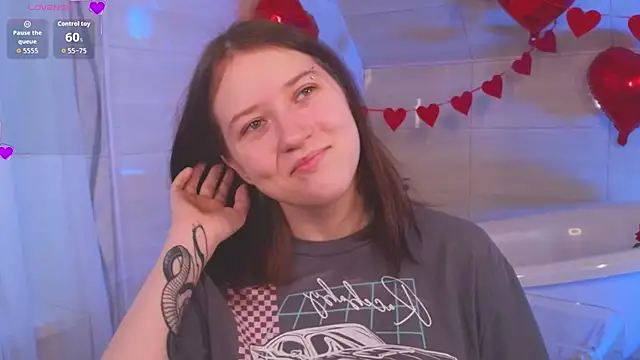 Snapshot of MmollyMay chatting on 02/16/26, 10:14 MmollyMay online show from 02/16/26, 10:14