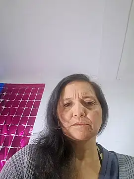 Alexamontiel  online show from 04/03/26, 02:07