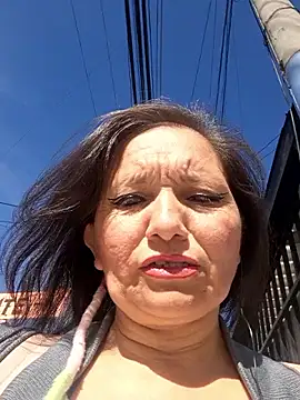 Alexamontiel  online show from 04/08/26, 08:21