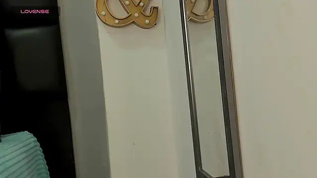 Criistal castro online show from 03/06/26, 12:00