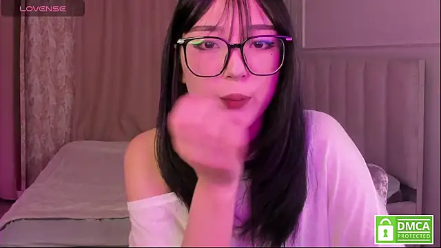 Snapshot of ariyastar chatting on 02/25/26, 01:33 ariyastar online show from 02/25/26, 01:33