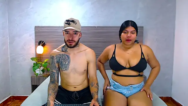 Paulina And Tayron online show from 02/14/26, 12:49