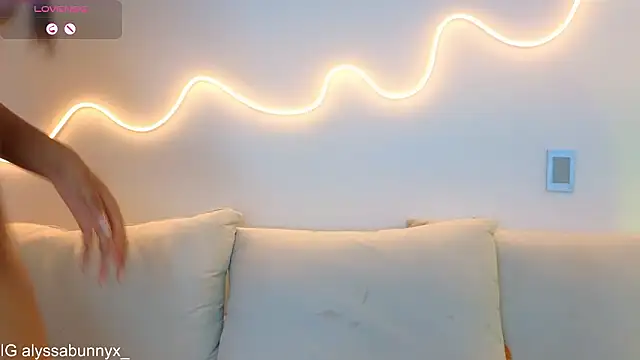 Alyssa bunnyx online show from 03/31/26, 04:47