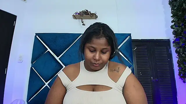 AlexaRousse4u online show from 06/18/26, 11:43