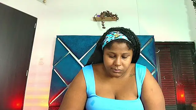 AlexaRousse4u online show from 04/19/26, 02:23