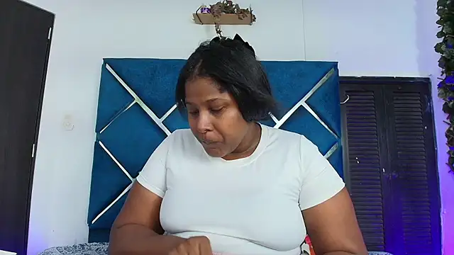 AlexaRousse4u online show from 06/06/26, 10:26