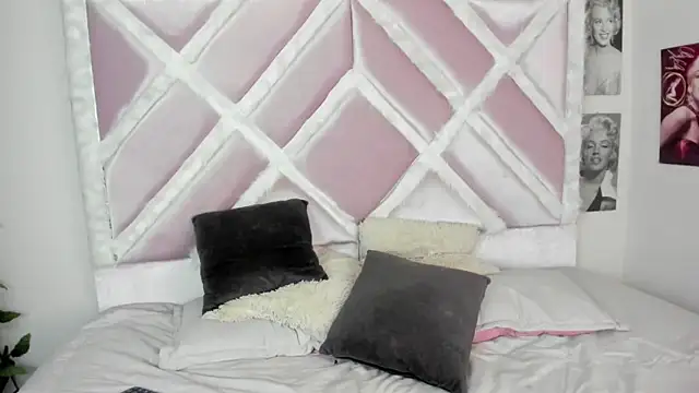 luxx 11 online show from 04/29/26, 04:55