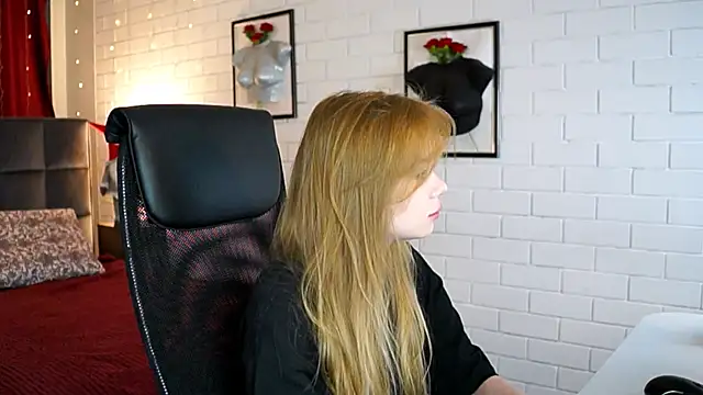 Snapshot of AmyNox chatting on 06/18/26, 01:16 AmyNox online show from 06/18/26, 01:16