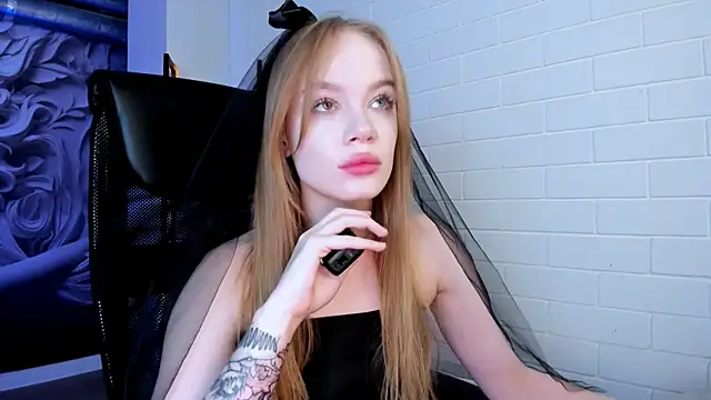 Snapshot of AmyNox chatting on 06/17/26, 01:10 AmyNox online show from 06/17/26, 01:10