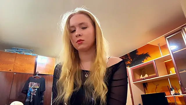 Snapshot of RoseBakeer chatting on 02/15/26, 09:25 RoseBakeer online show from 02/15/26, 09:25