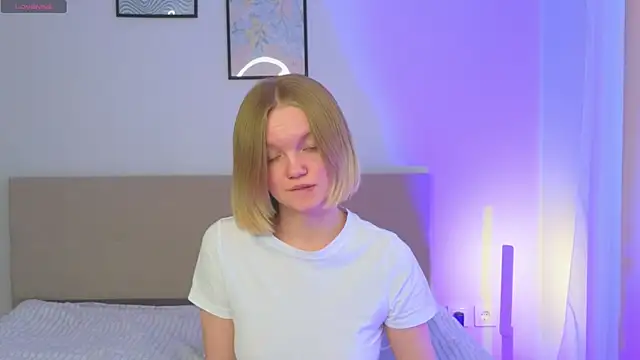 Snapshot of StellaBunny chatting on 02/21/26, 11:34 StellaBunny online show from 02/21/26, 11:34