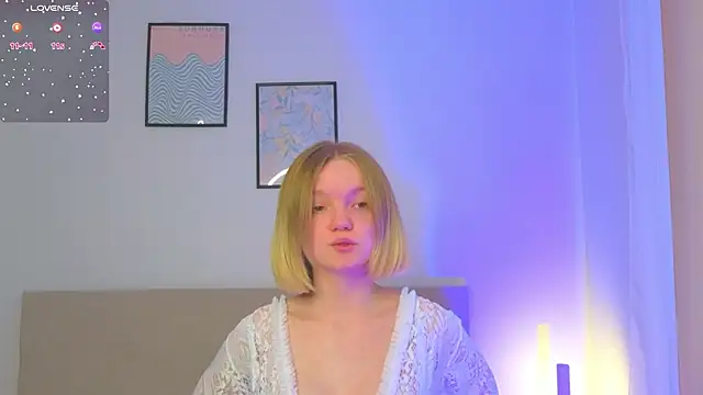 Snapshot of StellaBunny chatting on 02/24/26, 04:13 StellaBunny online show from 02/24/26, 04:13