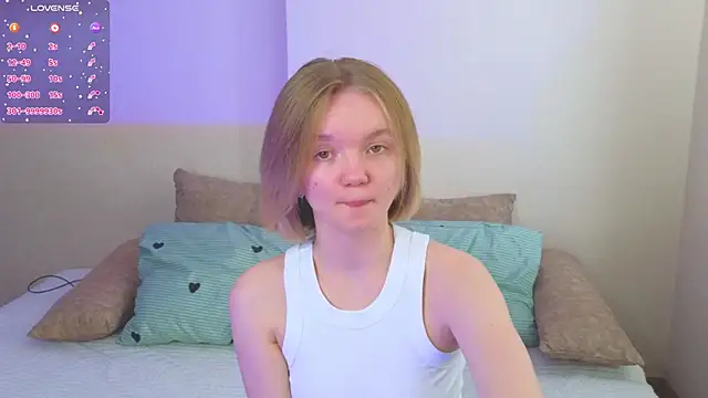 Snapshot of StellaBunny chatting on 02/26/26, 11:32 StellaBunny online show from 02/26/26, 11:32