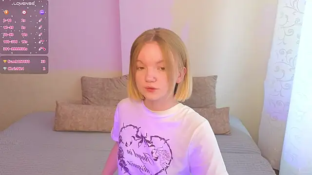 StellaBunny online show from 03/11/26, 11:15